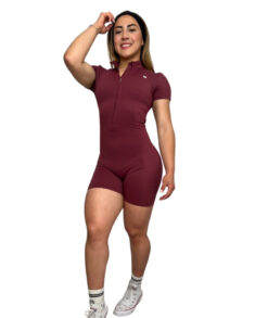 ENTERIZO SHORT MANGA CORTA