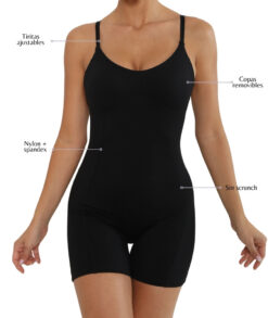 ENTERIZO SHORT TIRITAS CRUZADAS