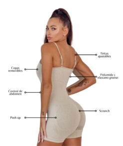 ENTERIZO SHORT TIRITAS